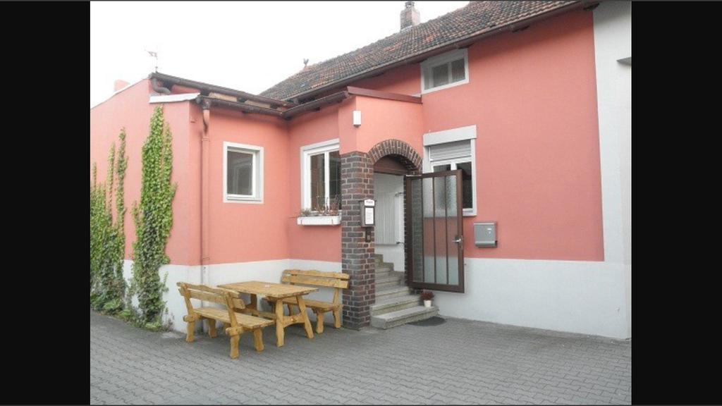 Pension Holzgarten レーゲンスブルク エクステリア 写真